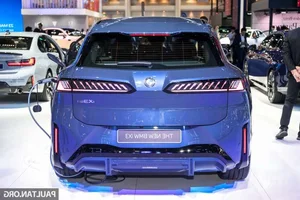 BMW iX3 2026: The Electric SUV with 805km Range Arrives in SE Asia - image 8