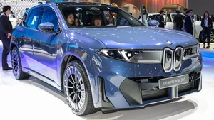 BMW iX3 2026: The Electric SUV with 805km Range Arrives in SE Asia - image 1