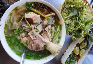 Discovering Bun Chia: The Iconic Culinary Specialty of Buon Ma Thuot - image 2