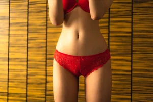 Korean Model Inah Captivates Fans with Stunning Visuals and Style - image 21