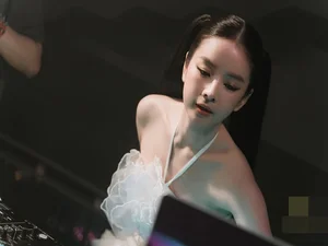The Seductive and Vibrant Beauty of 'Miss DJ' Mie - image 0