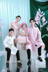 Singer Thu Thuy’s Blissful Marriage with Her Husband, 11 Years Her Junior - image 6