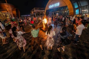 Spring Magic: The Tulip Festival and Tet Celebrations at Ba Na Hills - image 3
