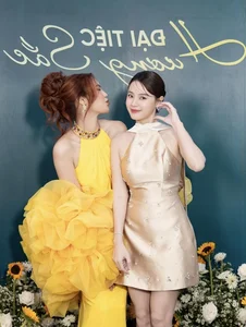 NSND Lan Huong Judges Competition While Khanh Thi Celebrates Daughter's First Birthday - image 0