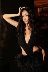 Le Khanh Chi: Transforming Beauty Pageants into a Personal Mission - image 1
