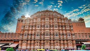 Inside Hawa Mahal: Jaipur’s Palace of Winds with 953 Windows - image 5