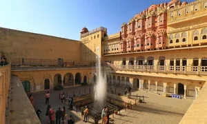 Inside Hawa Mahal: Jaipur’s Palace of Winds with 953 Windows - image 3