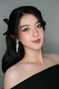 What Makes Lamoon Stand Out Beyond Her Stunning Looks? - image 3