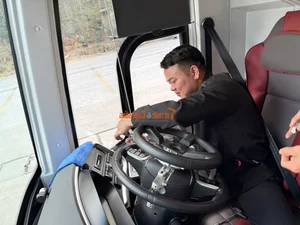 Behind the Scenes: The Intense 'Surgery' of a Sleeping Bus on Mountainous Roads - image 7