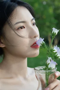 YiTuYu Art Language Vol.10450: Featuring Pan Pan in an Artistic Photography Showcase - image 1