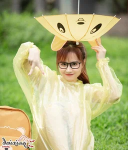 Aesthetic Glasses Fashion: Stunning Portraits of Angelic Girls Wearing Eyewear - image 5