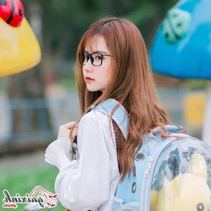 Aesthetic Glasses Fashion: Stunning Portraits of Angelic Girls Wearing Eyewear - image 42
