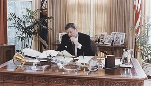 The Surprising Truth About the White House Oval Office - image 8