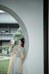 YiTuYu Art Language Vol.4777 Featuring Fu Qu Shang Ying: Elegant Portrait Photography Gallery - image 6