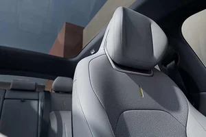 Lynk & Co 02 Set for Vietnam Debut: 530km Range and Competitive Pricing - image 9