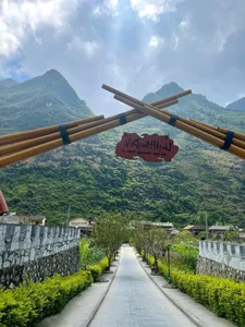 Discover Ha Giang: Immerse Yourself in Majestic Wild Landscapes and Rocky Mountains - image 16