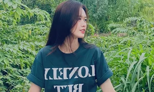 Casual Elegance: Exploring the Personal Style of Anh Duc’s Wife - image 5