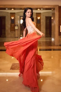 From Runway Muse to Miss Grand Vietnam: The Rise of Bich Tuyen - image 8
