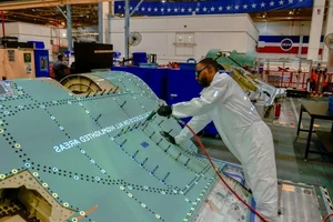 Inside the World's Largest F-35 Fighter Jet Assembly Plant - image 3