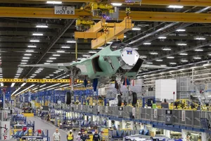 Inside the World's Largest F-35 Fighter Jet Assembly Plant - image 1
