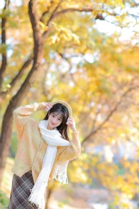 YiTuYu Art Language Vol.6049: The Grace of Miao Ke Qing - image 30