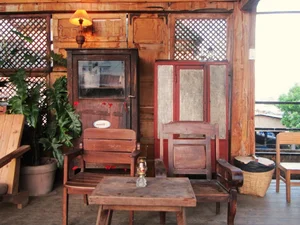 Hidden Gems of Saigon: Discovering a Unique Rooftop Cafe in an Abandoned Factory - image 6