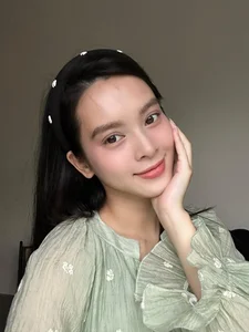 Vietnamese Celebrities and MCs Share Struggles with Gestational Diabetes Awareness - image 8