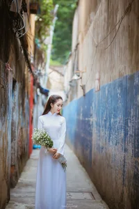 Beautiful Vietnamese Girls Collection: Pack 20 Cute and Charming Portraits - image 16