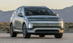 VinFast Leads the Charge: Electric Vehicles Entering the US Market in 2025 - image 5