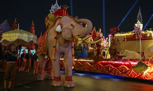 Experience the Vibrant Songkran Water Festival in Bangkok: A Complete Guide to Thailand's New Year - image 4