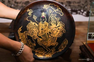 The Art of Gold Leaf: A Four-Generation Family Legacy in Hanoi - image 11