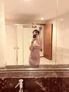 The Viral Dress Taking Social Media by Storm: This Season's Ultimate Trend - image 3