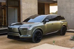 Lexus TZ EV SUV Debuts with Iconic V10 Engine Sound Simulation - image 6
