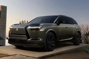 Lexus TZ EV SUV Debuts with Iconic V10 Engine Sound Simulation - image 7