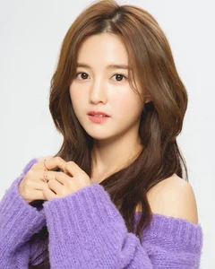 Moon Embracing the Sun Star Shares Emotional Emergency C-Section Birth Story - image 3