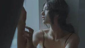 YiTuYu Art Language Vol.6868 Featuring Jiang Jiang: A Study in Modern Sophistication - image 6