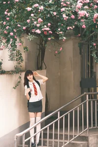 YiTuYu Art Language Vol.10544: Capturing the Artistic Essence of Model Ke Ai Duo - image 13