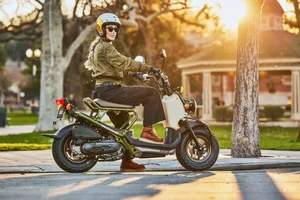 The Return of a Legend: Honda Revives the Iconic Zoomer Scooter - image 4