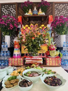Singer Maya Embraces Peaceful Life and Simple Home-Cooked Meals - image 1