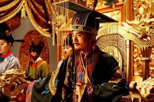 Hidden Secrets: The High-Stakes Roles of Qing Dynasty Eunuchs - image 1