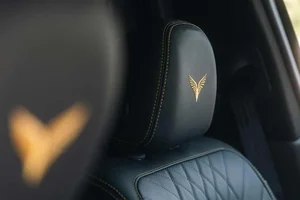 A Moment of Pride: Billionaire Pham Nhat Vuong Drives VinFast VF8 at Son's Wedding - image 8