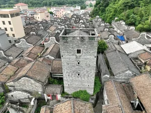 The Architectural Wonder and Meaning Behind Wok-Ear Houses in Ancient Chinese Villages - image 0