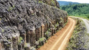 Discovering a New Natural Wonder in the Highlands of Quang Nam - image 18