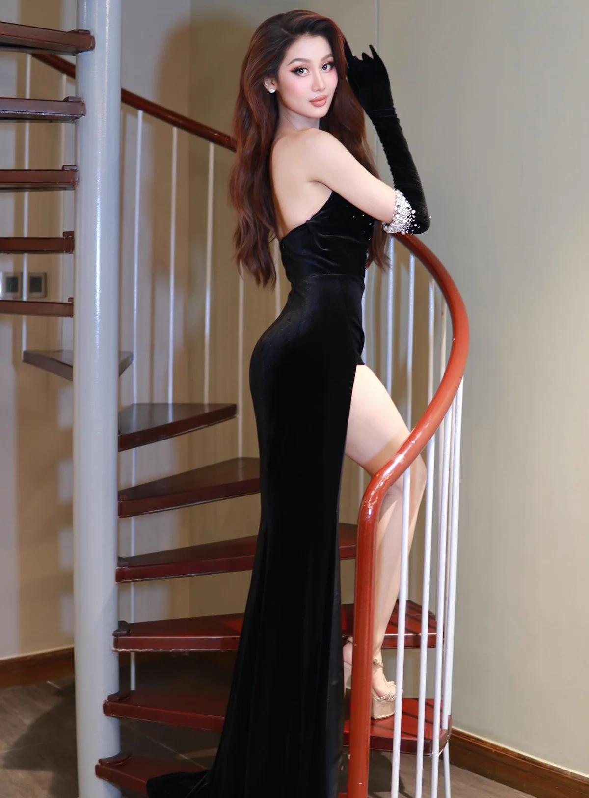 Life After the Crown: How Is Que Anh Doing After Miss Grand Vietnam 2024?
