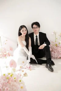 Social Media Trends: Viral Breastfeeding Bride and Budget Saigon House - image 14