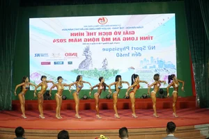 Intense and Emotional Moments at the Long An Bodybuilding Championship - image 19