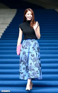 The Stunning and Timeless Fashion Style of Glass Slippers Actress Kim Gyu-ri - image 1