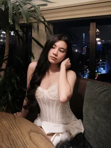 MC Quyen Linh's Youngest Daughter Stuns at 17 - image 3