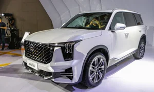 GAC GS8 Debuts in Vietnam: A New Contender Shaking Up the D-Segment SUV Market - image 8