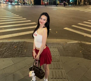 Thanh Thuy and Ngoc Trinh Showcase Stunning Contrasting Fashion Styles - image 7